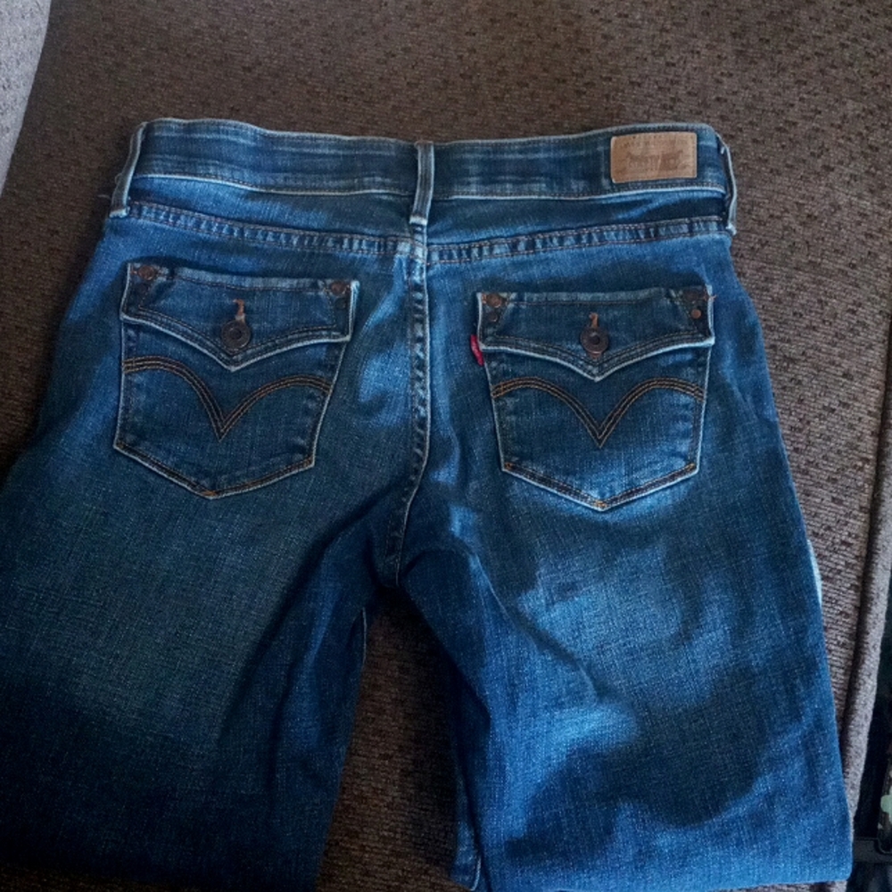 🏷3/$15 Levi's 525 - Picture 2 of 2